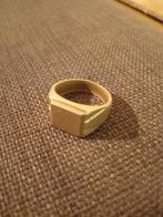 Goud ring 18k (  8 gram ), Sieraden, Tassen en Uiterlijk, Ringen, 19 tot 20, Ophalen of Verzenden, Zo goed als nieuw, Goud