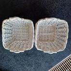 Mand wit 2 stuks met handvaten, Huis en Inrichting, Woonaccessoires | Schalen en Manden, Ophalen, Gebruikt, Mand, Vierkant