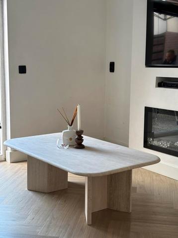 Travertin salontafel  beschikbaar voor biedingen