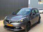 Renault Scénic 1.5 dCi Bose half leder trekhaak nette auto!, Euro 5, 730 kg, Gebruikt, 4 cilinders