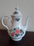 Theepot met rozen porselein Winterling Kirchenlamitz Bavaria, Ophalen