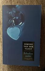 Simone van der Vlught thriller boek Schaduwzuster, Boeken, Thrillers, Ophalen of Verzenden, Gelezen, Simone van der Vlugt, Nederland