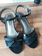 Zwart 36, Kleding | Dames, Schoenen, Schoenen met lage hakken, Zwart, Ophalen of Verzenden, Zo goed als nieuw