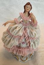 Dresden stijl porselijnen figuur/beeldje Vintage, Antiek en Kunst, Ophalen of Verzenden