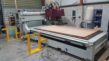 Cnc Freeswerk  beschikbaar voor biedingen