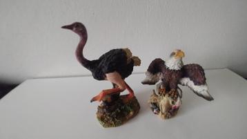 2 mooie beeldjes van een Struisvogel en een Adelaar. beschikbaar voor biedingen