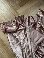 Twee lila roze velous gordijmen met ringen, Ophalen of Verzenden, Zo goed als nieuw, Minder dan 100 cm