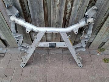 Subframe vooras BMW e39 520i 523i 525i 530i subframe beschikbaar voor biedingen