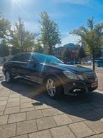 Mercedes-Benz E-Klasse 1.8 E200 CGI Sedan AUT YOUNGTIMER!!, Auto's, Mercedes-Benz, Achterwielaandrijving, Zwart, 4 cilinders, Bruin