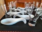 Amuseset v.12 pers.. 2 dienbladen, 12 amuselepels+ -glaasjes, Huis en Inrichting, Keuken | Servies, Ophalen of Verzenden, Nieuw