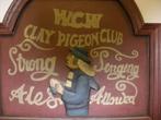 Pub Reclame Uithangbord WCW Clay Pigean Club, Ophalen, Zo goed als nieuw, Overige typen