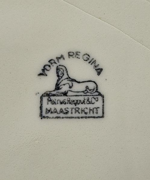 Petrus Regout, "Vorm Regina", Antiek en Kunst, Antiek | Servies los, Ophalen