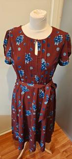 Bruine met blauw bloemen swing jurk Lindy Bop UK 12, Maat 38/40 (M), Blauw, Ophalen of Verzenden, Zo goed als nieuw