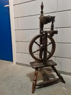 Antieke spinnenwiel, Ophalen, Gebruikt, Spinnewiel