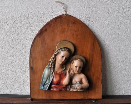 Oud Relief Beeldje Maria en Kindje Jezus 35 cm, Verzamelen, Religie, Gebruikt, Beeld(je), Ophalen