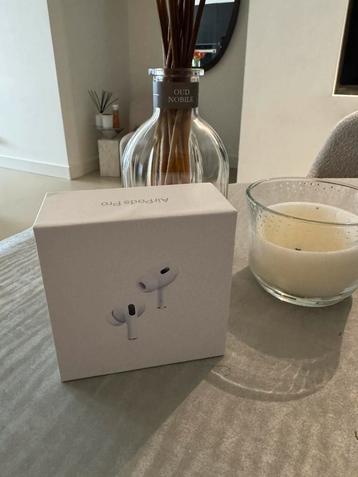 Airpods Pro 2 nieuw in doos! beschikbaar voor biedingen
