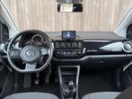 Volkswagen Up! 1.0 move up! BlueMotion | Airco | Navigatie, Auto's, Voorwielaandrijving, Start-stop-systeem, Gebruikt, 840 kg