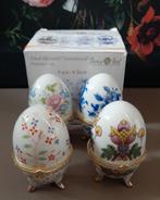 Porseleinen ei met bloemen decoratie  - set van 4, Antiek en Kunst, Ophalen