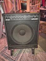 Mooie bas/gitaar versterker novanex b140, Muziek en Instrumenten, Versterkers | Bas en Gitaar, Ophalen, Gebruikt, Basgitaar, 100 watt of meer