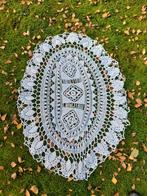 Ovaal katoenen gehaakt tafelkleed ecru, Huis en Inrichting, Tafelkleden, Ophalen of Verzenden, Gebruikt, Ovaal