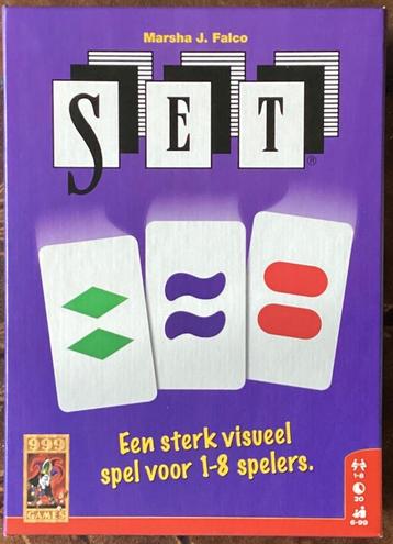 Set kaartspel van 999 games beschikbaar voor biedingen