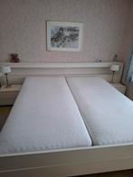 Bed met ombouw, Verstelbaar, Wit, Tweepersoons, Ophalen of Verzenden
