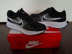Nieuwe heren sneakers Nike W Run Defy maat 45, Ophalen of Verzenden