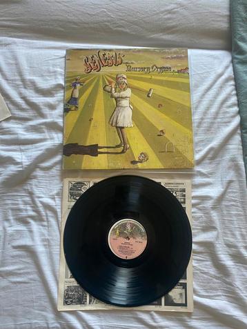 Genesis Nursery Crime Vinyl beschikbaar voor biedingen