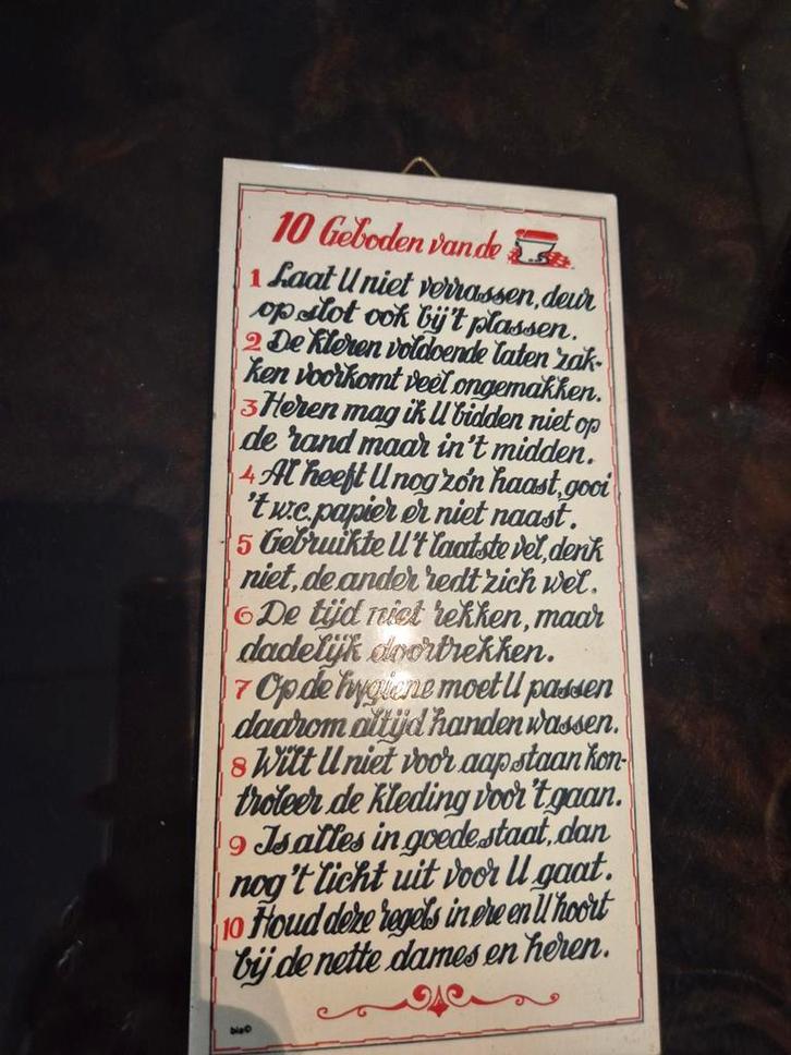 Vintage Tegeltje: 10 Geboden van het Toilet, Antiek en Kunst, Antiek | Wandborden en Tegels, Ophalen of Verzenden