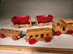 Houten Treintjes Verzameling - Jaren '50, Kinderen en Baby's, Speelgoed | Houten speelgoed, Ophalen of Verzenden