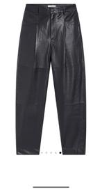 Closed leren broek maat 30/40, Kleding | Dames, Maat 38/40 (M), Ophalen of Verzenden, Zo goed als nieuw, Lang