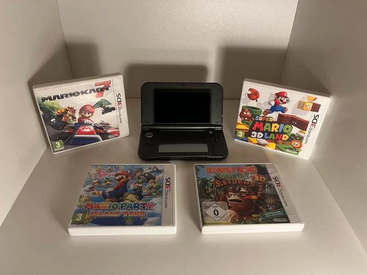 New Nintendo 3DS XL (IPS bovenste scherm) + 4 Leuke Games, Spelcomputers en Games, Spelcomputers | Nintendo 2DS en 3DS, Gebruikt