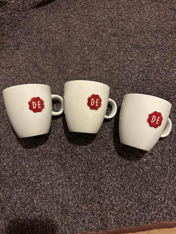 3 Douwe Egberts Mokken - Zo Goed Als Nieuw!, Huis en Inrichting, Keuken | Servies, Zo goed als nieuw, Kop(pen) en/of Schotel(s)