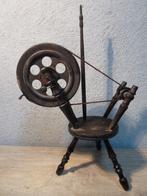 Klein houten spinnewiel voor decoratie, Hobby en Vrije tijd, Spinnewielen en Spinnen, Ophalen of Verzenden, Gebruikt, Spinnewiel
