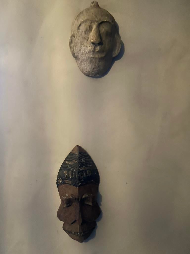 Bruin houten masker en masker in papier mache, Ophalen of Verzenden