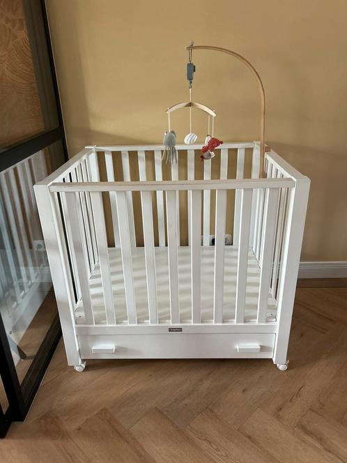 Witte rechthoek box bopita eventueel met boxmobiel en beugel, Kinderen en Baby's, Boxen, Gebruikt, Lade, Ophalen