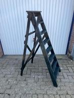 Trapje , hout, Doe-het-zelf en Verbouw, Ladders en Trappen, Ophalen of Verzenden, Gebruikt, Trap, Minder dan 2 meter