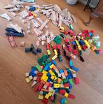 Trein van hout,met heel veel rails.Met 8 treinen en wagons, Kinderen en Baby's, Speelgoed | Thomas de Trein, Ophalen, Zo goed als nieuw