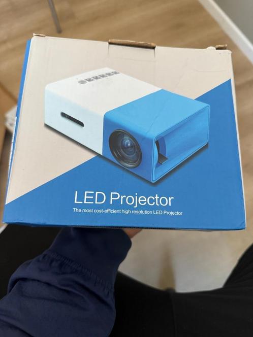Led Projectors (3 stuks)., Audio, Tv en Foto, Beamers, Nieuw, LED, Full HD (1080), Ophalen of Verzenden