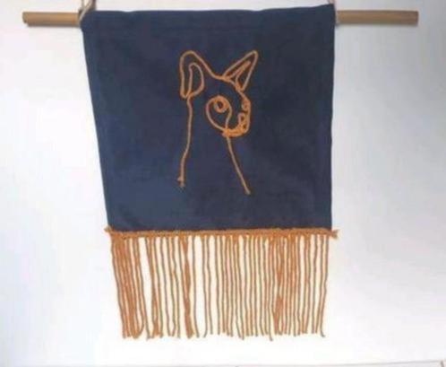 Wandkleed Sphynx kat op donkerblauw velours handgemaakt, Huis en Inrichting, Woonaccessoires | Wanddecoraties, Nieuw, Ophalen of Verzenden