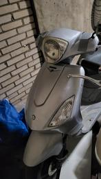 Piaggio fly scooter 80cc 4 takt, Fietsen en Brommers, Scooters | Piaggio, Ophalen, Gebruikt, Fly