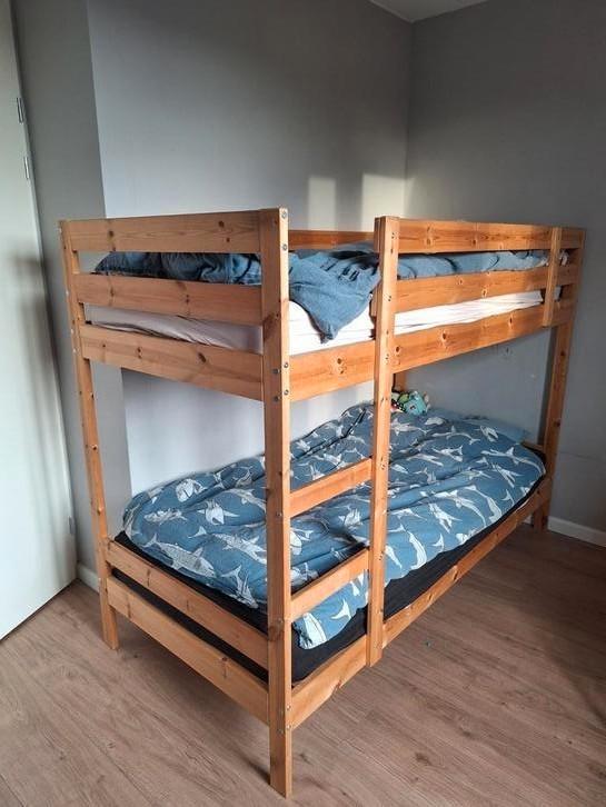 Stapelbed - Mydal Ikea, Huis en Inrichting, Slaapkamer | Bedden, Gebruikt, Eenpersoons, 90 cm, Hout, Ophalen