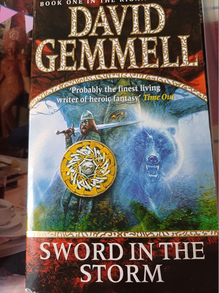 David gemmell:the sword in the storm., Ophalen, Gelezen, David gemmell