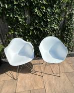 2 Witte Design Stoelen - Zo Goed Als Nieuw. Ophalen !!, Kunststof, Twee, Wit, Ophalen of Verzenden