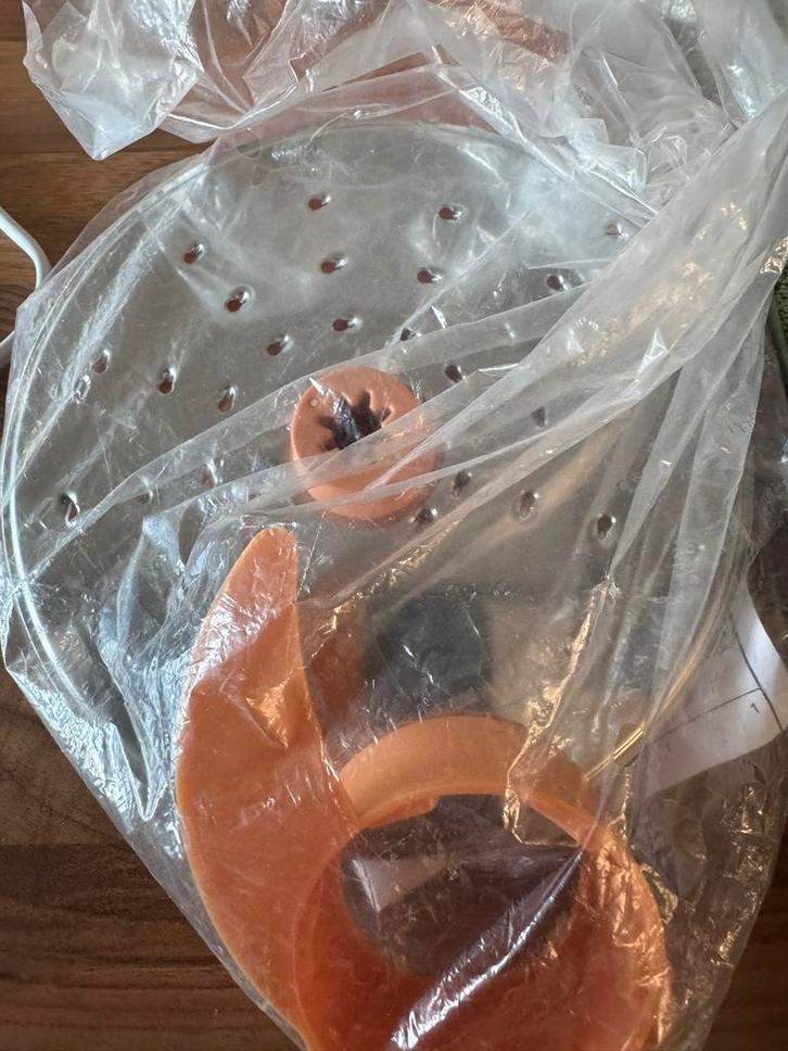 Philips HR7310 Keukenmachine - nieuw!, Witgoed en Apparatuur, Keukenmixers, Zo goed als nieuw, 1 tot 2 liter, 3 snelheden of meer