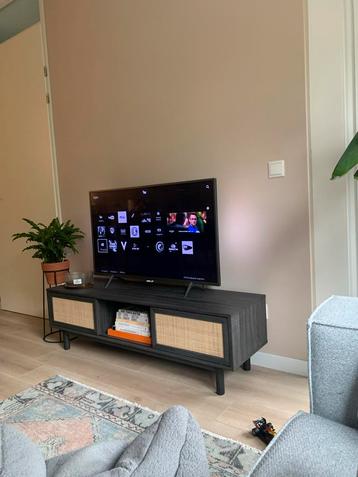 Nette Tv Meubel - Wegens Nieuwe Aankoop
