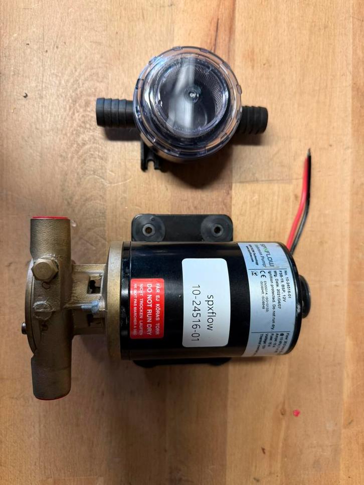 Waterpompen, Watersport en Boten, Accessoires en Onderhoud, Zo goed als nieuw, Motor en Techniek, Ophalen