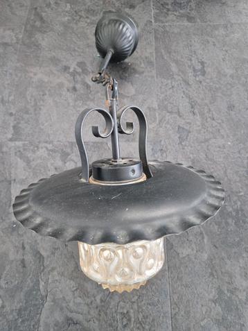 Vintage Hanglamp met Glazen Kap beschikbaar voor biedingen