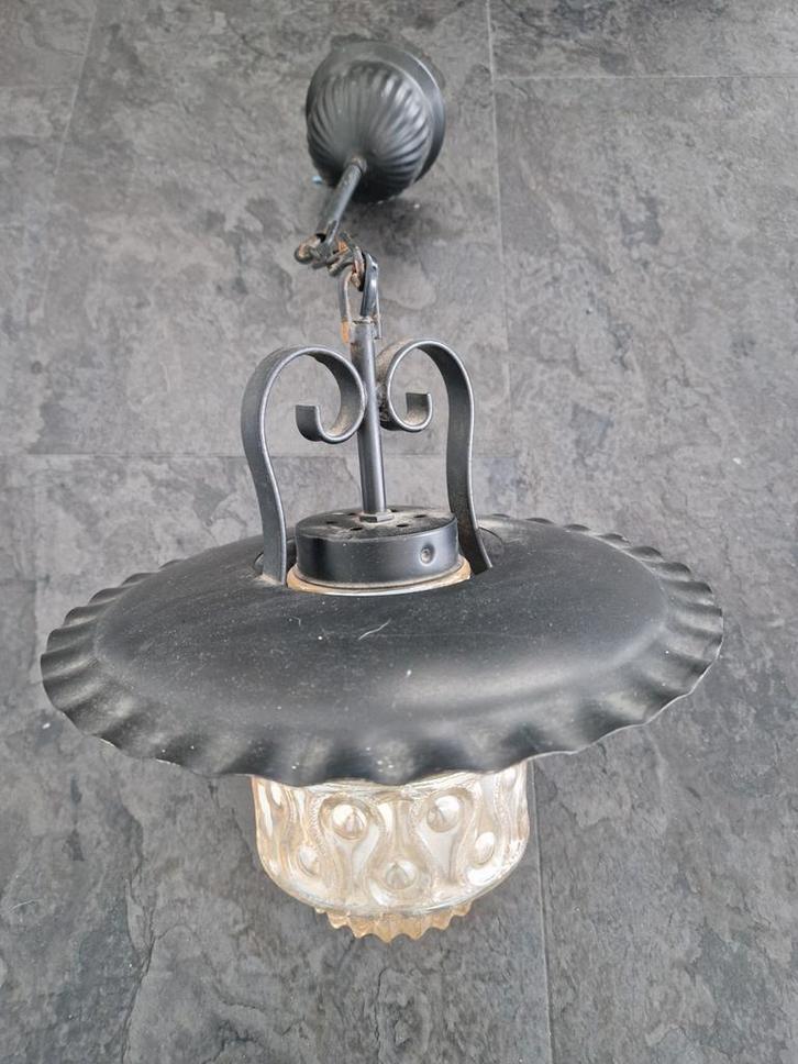 Vintage Hanglamp met Glazen Kap, Huis en Inrichting, Lampen | Hanglampen, Gebruikt, Minder dan 50 cm, Glas, Metaal, Ophalen of Verzenden