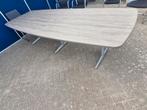 Ahrend / Gispen vergadertafel 320x120 bootvorm nieuw blad, Ahrend Gispen, Ophalen of Verzenden, Zo goed als nieuw, Industriestraat 5